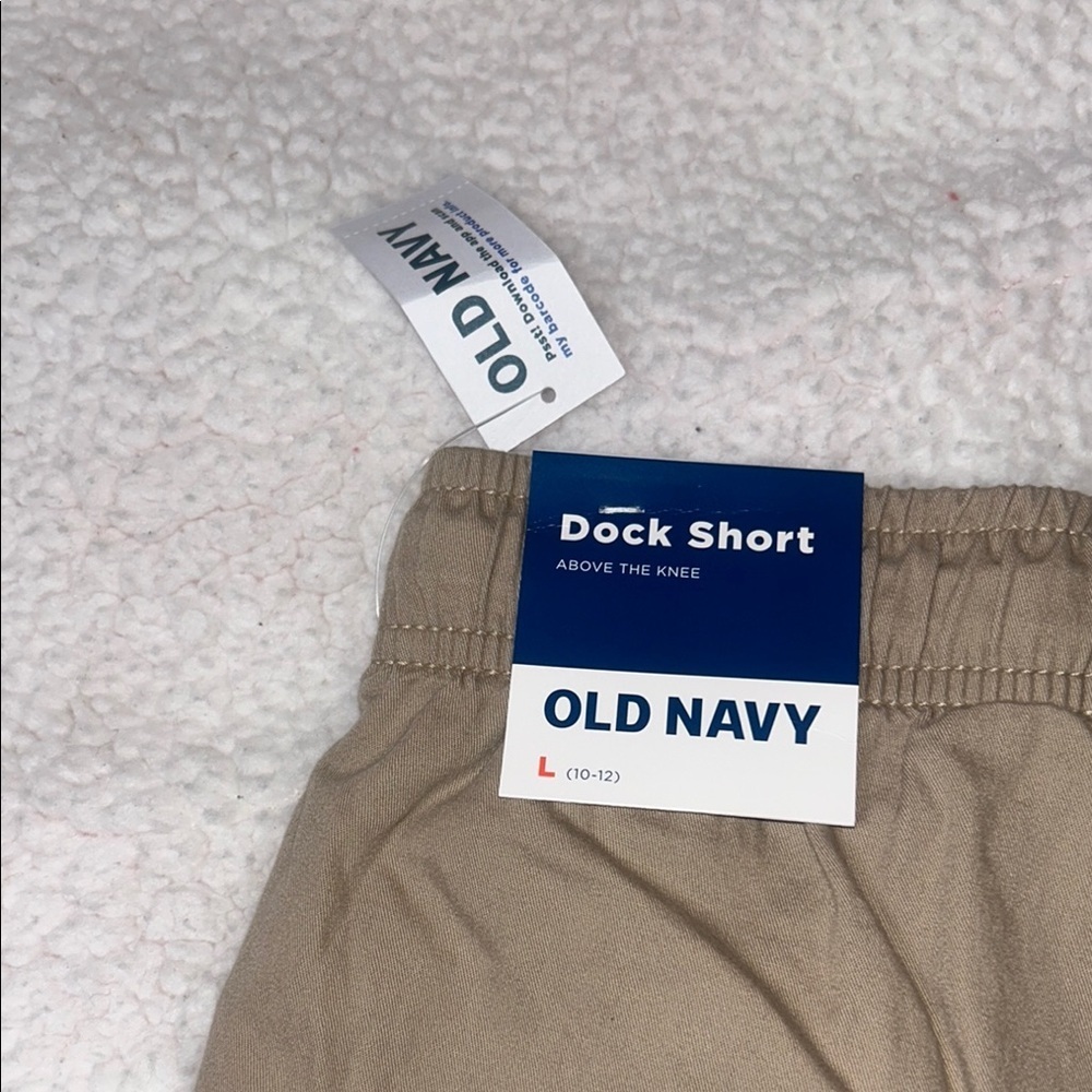 Old Navy Tan Elastic Waist Relaxed Fit Shorts - Picture 5 of 9